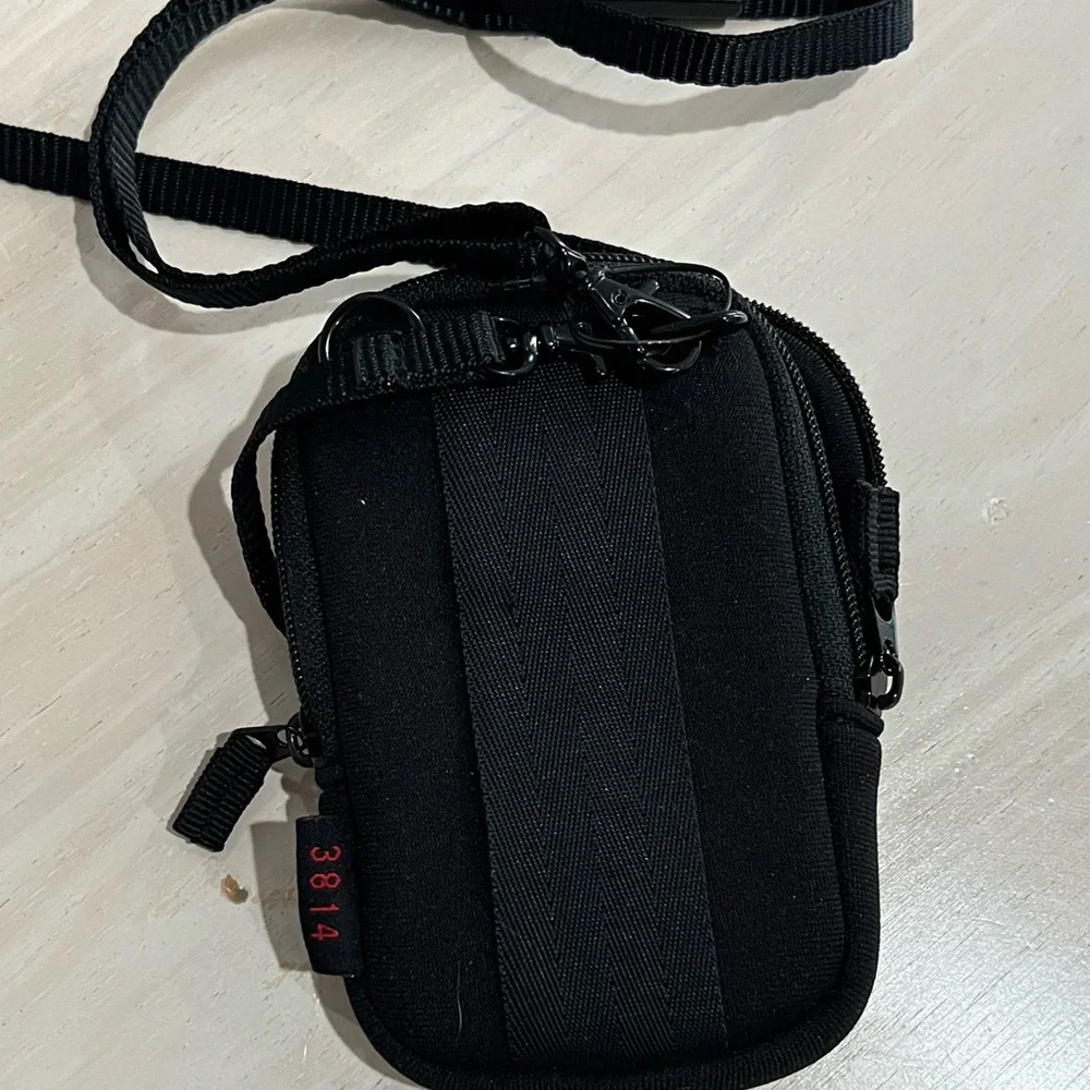 Tamrac Black Compact Camera Case